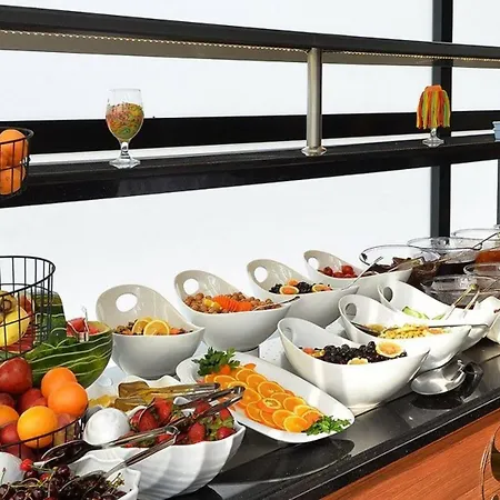 Sertac Sakarya (Marmara)